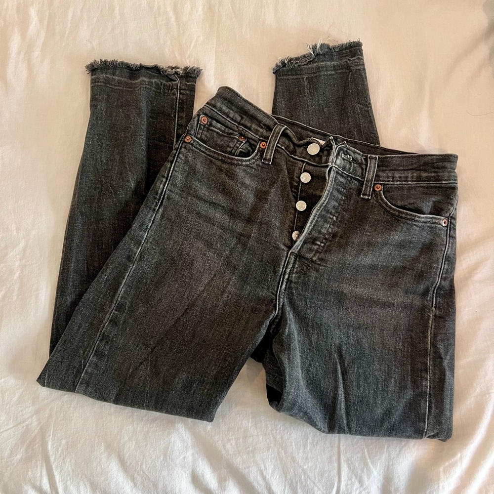 Dark wash Levi’s